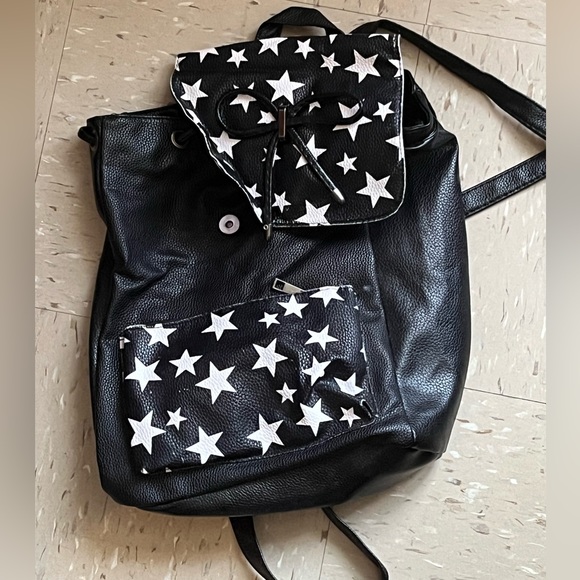 Handbags - black and white star bookbag